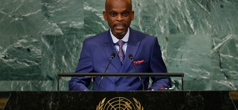how-big-is-africa-really?-why-the-un-voted-to-change-the-world-map
