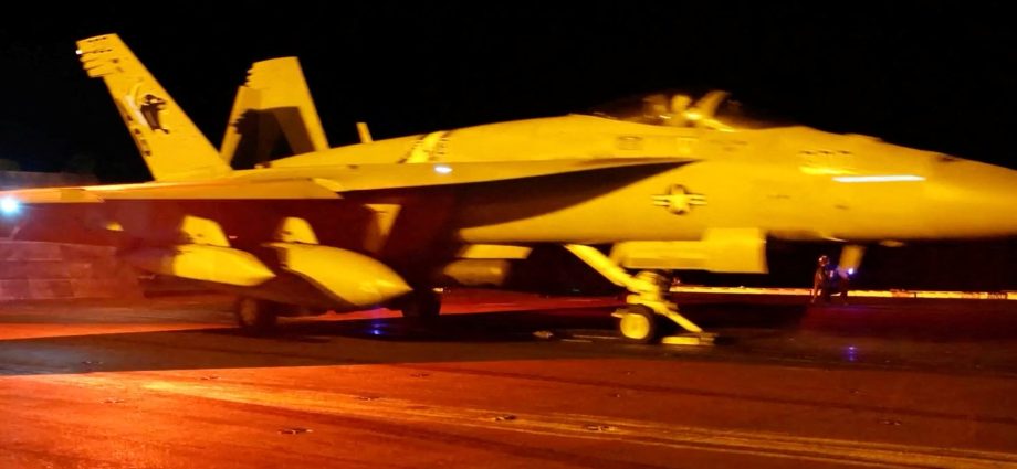 us-strikes-three-iranian-oil-tankers-after-missile-attack-on-us-warships