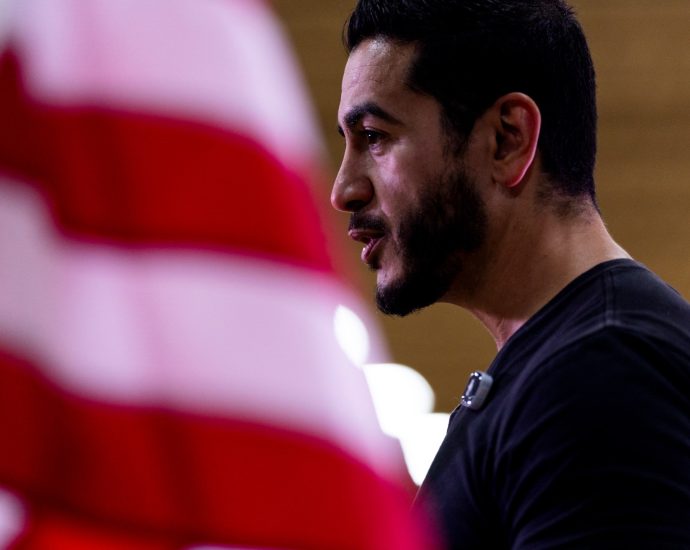 abdul-el-sayed-uses-speech-to-talk-about-muslim-faith-and-american-identity