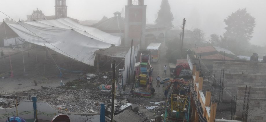 at-least-10-killed-in-central-mexico-fireworks-blast-during-festival