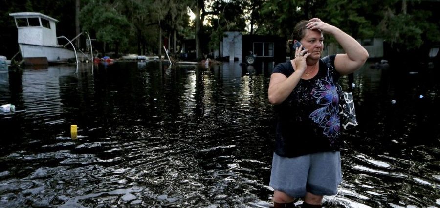 dealing-with-disasters-increasingly-requires-a-smartphone-–-losing-access-can-be-a-nightmare