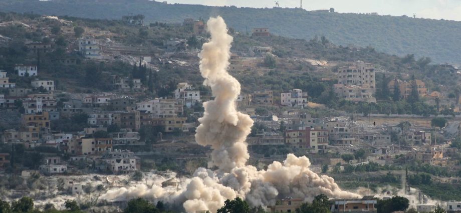 israeli-air-attack-kills-at-least-10-people-in-southern-lebanon