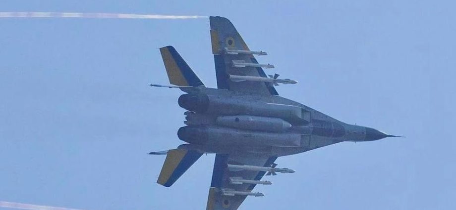 ukraine-is-running-short-of-its-best-missiles-for-hunting-russia’s-jet-drones.-now-mig-29s-are-firing-1970s-weapons