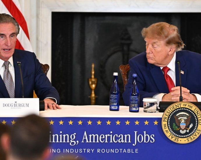 judge-warns-the-traitor-administration-not-to-start-building-arch