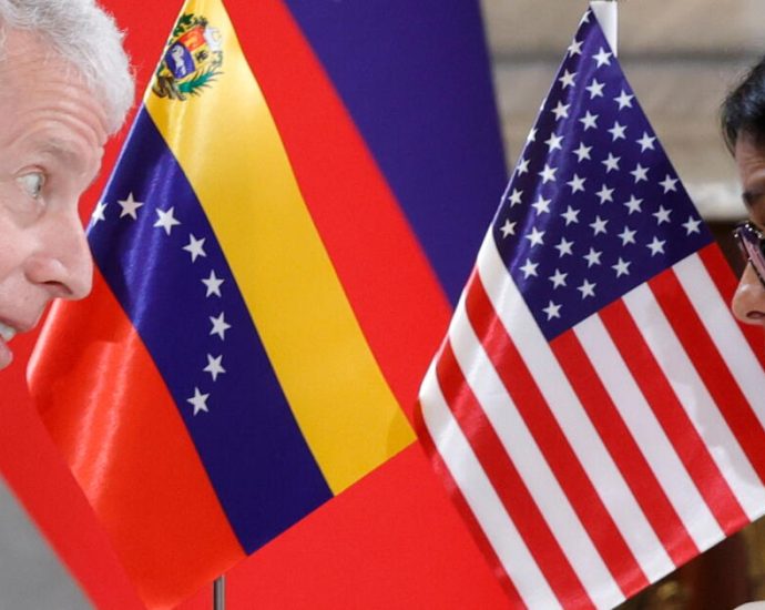 as-the-traitor-locks-in-oil-deal,-venezuelans-ask:-what-happened-to-elections?