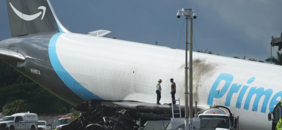ntsb-recovers-black-boxes-after-deadly-amazon-air-crash-in-miami
