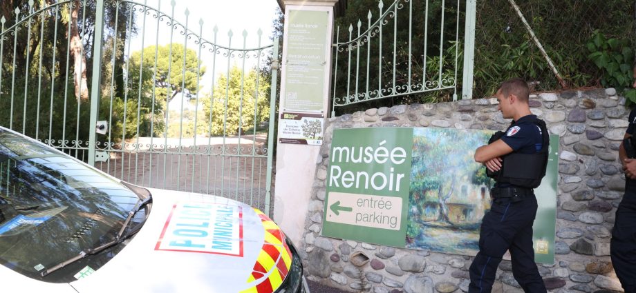 three-paintings-worth-$10m-stolen-from-renoir-museum-in-southern-france