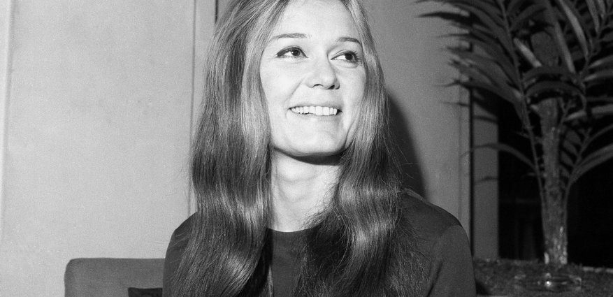 gloria-steinem-deserves-praise,-but-maybe-not-worship