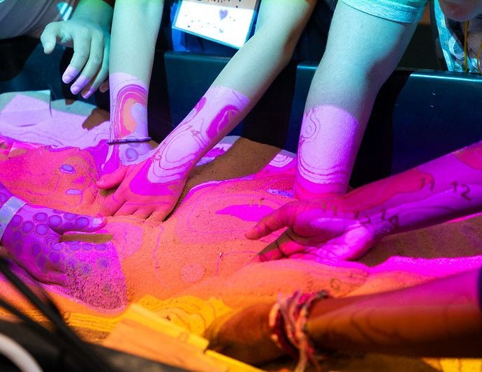 1,000-museum-visitors-dive-into-nasa-sea-level-science-on-world-ocean-day
