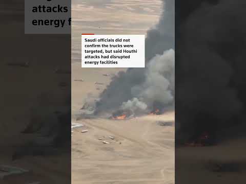 trucks-burn-on-yemen-saudi-border