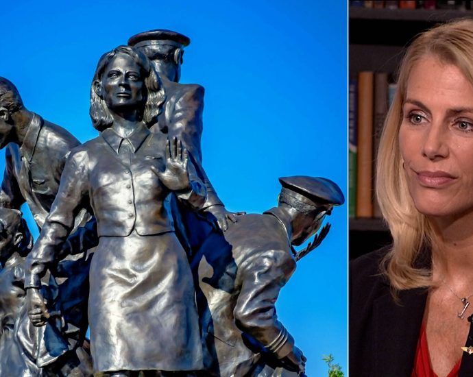 “people-i-flew-with-all-the-time”:-flight-attendant-union-head-sara-nelson-remembers-9/11-victims
