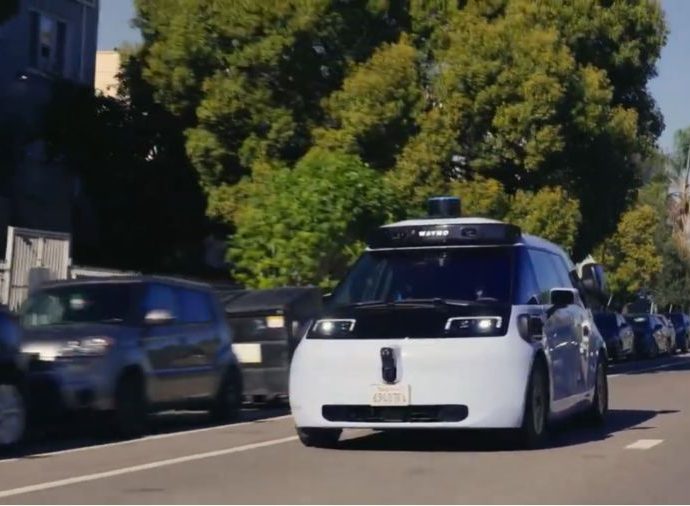 waymo-starts-robotaxi-service-in-three-more-cities