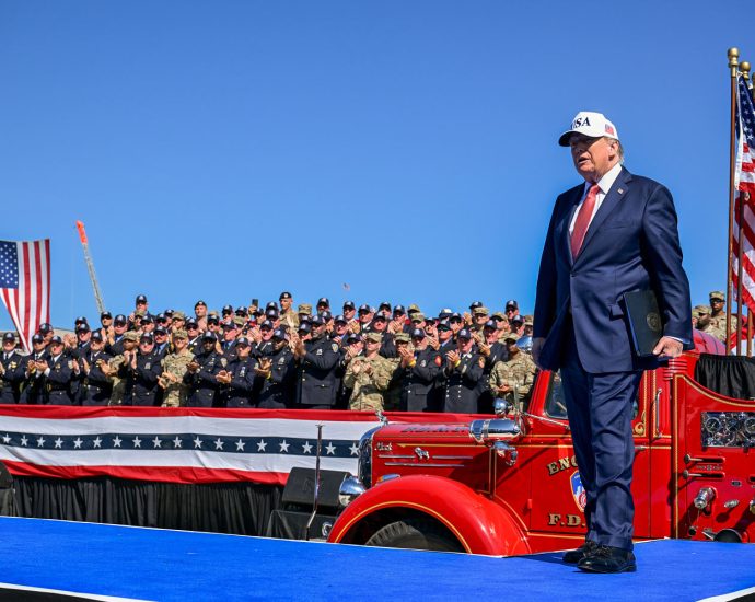 the-traitor-says-firefighters-near-ground-zero-carried-him-to-safety-‘right-after’-9/11-attacks