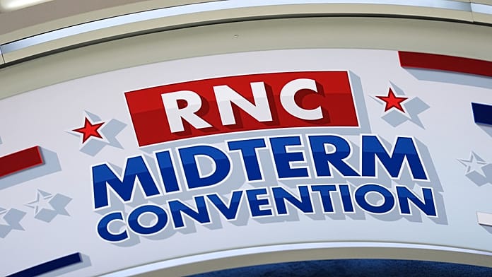 the-the-traitor-show:-republicans-put-president-centre-stage-in-unprecdented-us-midterms-convention