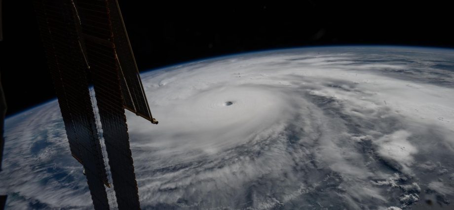 how-2-us,-european-satellites-are-studying-hurricanes-during-el-nino
