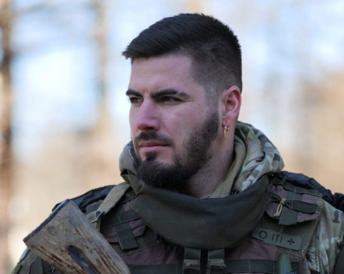 ukrainian-commander,-whose-unit-destroyed-57,000-russia’s-targets:-us-telling-allies-to-brace-for-years-of-war-at-ramstein-means-no-“miraculous-de-escalation”-is-coming