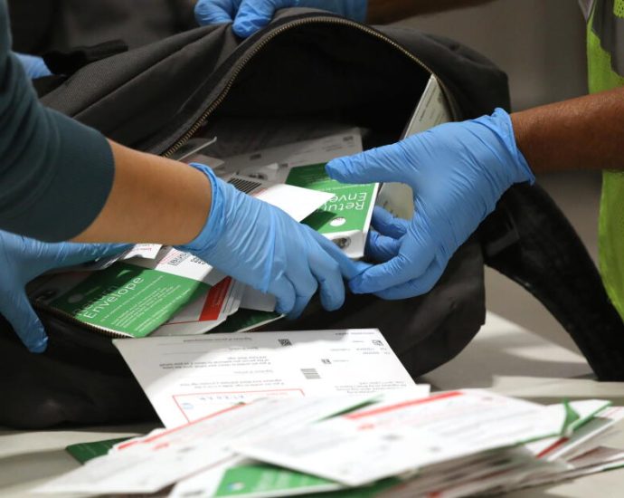 california,-other-states-warn-supreme-court-of-‘chaos’-if-it-lets-usps-mail-ballot-rules-stand