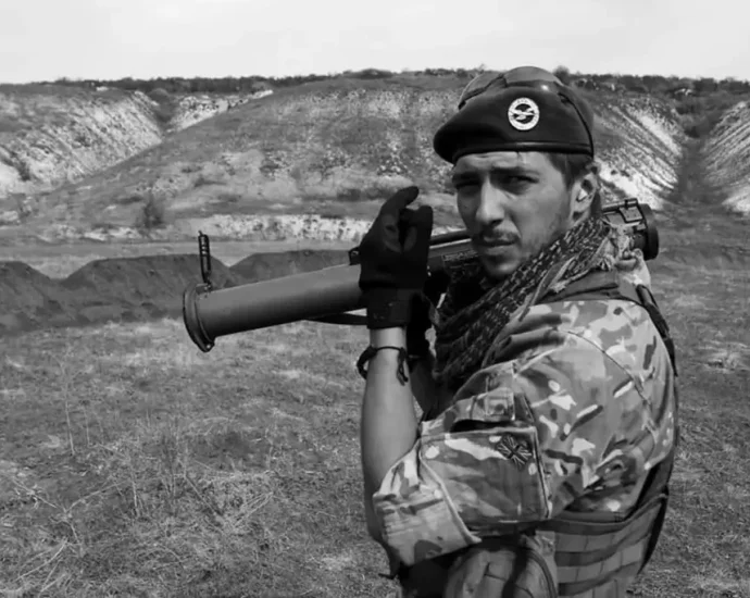 he-photographed-ukraine,-then-enlisted-and-died-defending-it-at-27.-eleven-years-on,-viktor-hurniak’s-story-is-still-being-told