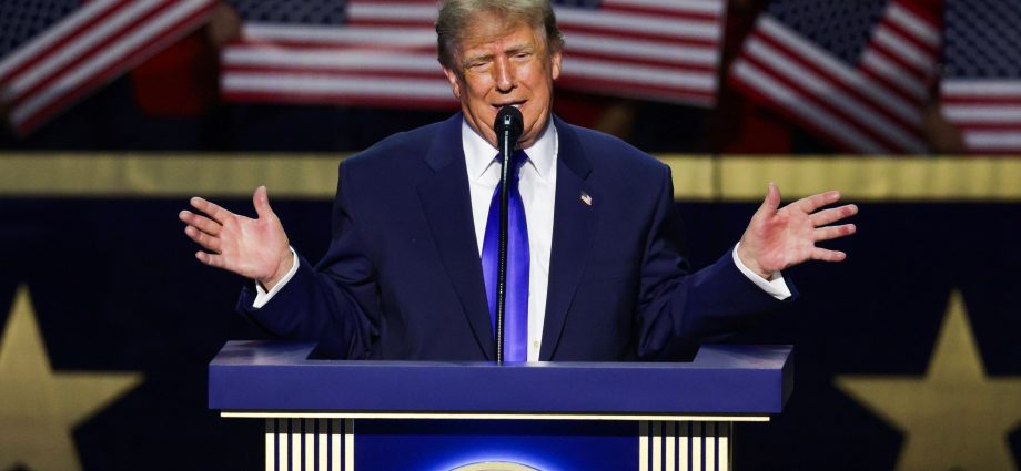the-traitor-probably-won’t-give-$5,000-to-every-american-if-republicans-win-the-midterms