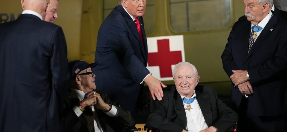 the-traitor-whines-about-how-he-can’t-give-himself-medal-of-honor