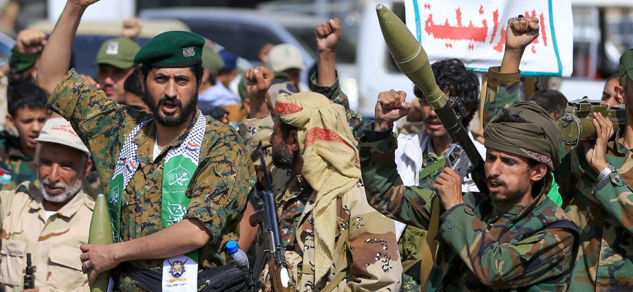 iran-backed-houthis-seize-red-sea-coastline,-tightening-grip-on-vital-shipping-lane