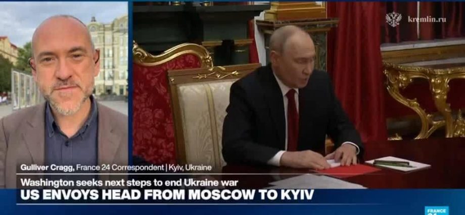 ‘A bad sign’: US envoys head to Kyiv after three-hour talks with Putin