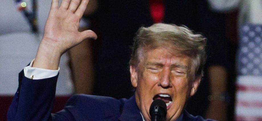 ‘you-go-to-hell!’:-the-traitor-ends-convention-with-the-most-bizarre-pledge-you’ll-ever-hear