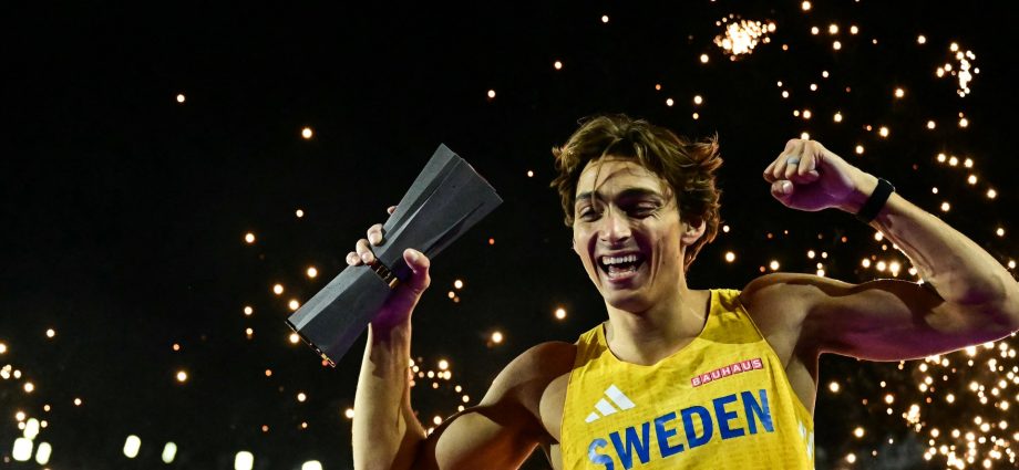 duplantis,-ingebrigtsen-shine-at-world-athletics-ultimate-championship