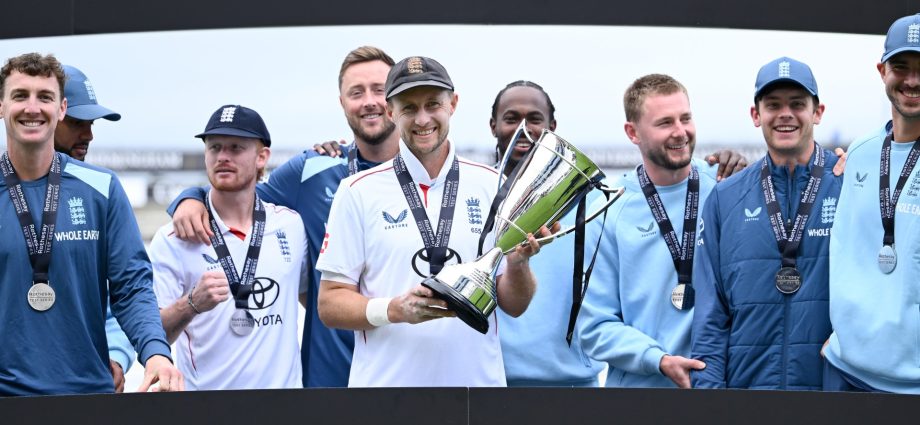 england-survive-pakistan-scare-to-seal-3-0-test-series-sweep