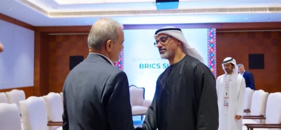 iran,-uae-hold-first-talks-at-brics-summit-since-conflict-began