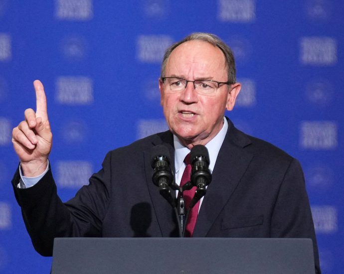wisconsin-rep.-tom-tiffany-sustains-minor-injuries-after-emergency-landing-on-lake