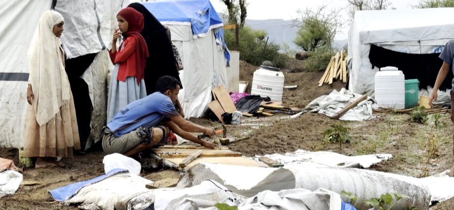 renewed-fighting-worsens-yemen’s-humanitarian-crisis