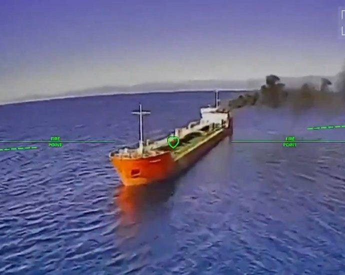 ukrainian-drone-evades-russian-helicopter-fire-to-strike-oil-tanker