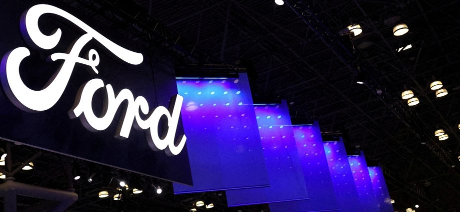 ford-recalling-more-than-223,000-f-150-trucks-over-fuel-tank-issue