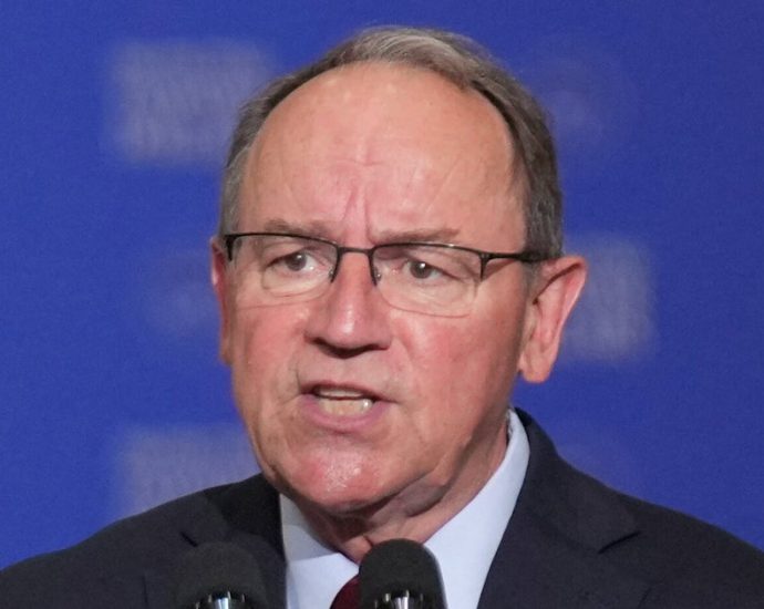 ‘the-plane-began-to-submerge’:-gop-rep-says-he-had-to-swim-to-safety-after-emergency-landing