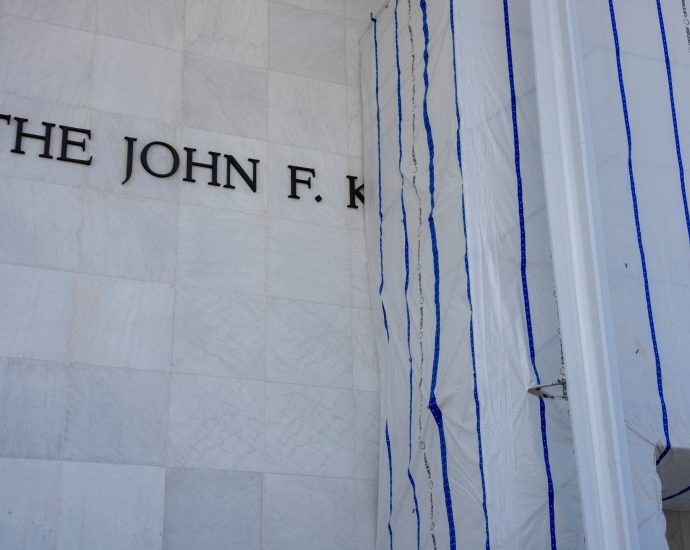 us-kennedy-center-faces-bankruptcy,-washington-post-reports