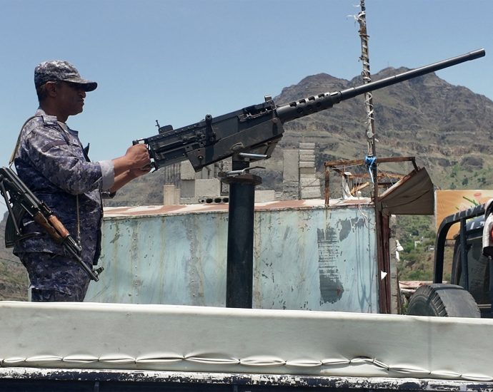 yemen-gov’t-forces-advance-in-taiz-as-houthis-claim-attack-on-saudi-arabia
