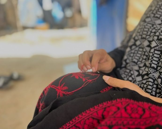 embroidering-to-survive