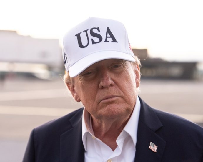 the-traitor-calls-ai-risks-a-‘hoax,’-says-there-is-a-‘sick-conspiracy’-against-ai-and-data-centers