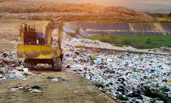 highly-persistent-toxic-waste-threatens-‘many,-if-not-all,-human-rights’