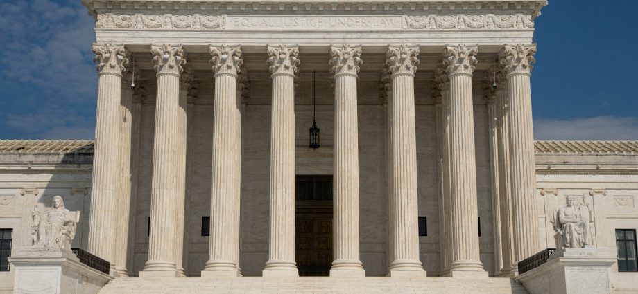 us-supreme-court-rejects-the-traitor-mail-ballot-restrictions-ahead-of-midterms