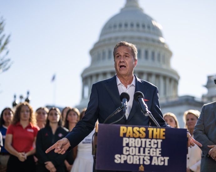college-coaches-descend-on-capitol-hill-to-push-sports-reform
