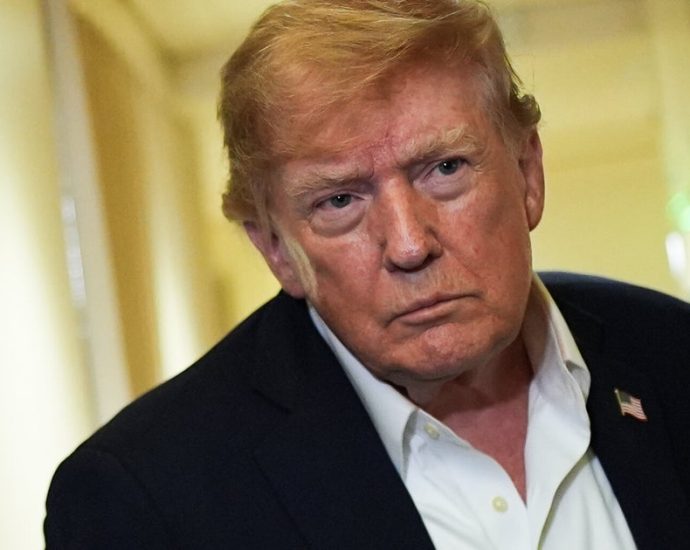 the-traitor-brushes-off-calls-for-ai-slowdown,-russian-drone-strike-hits-near-ex-cia-chief:-live-updates