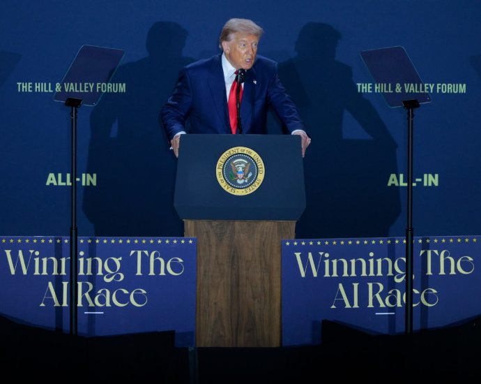 the-traitor-says-ai-doom-fears-are-a-hoax.-researchers-say-it’s-not-that-simple