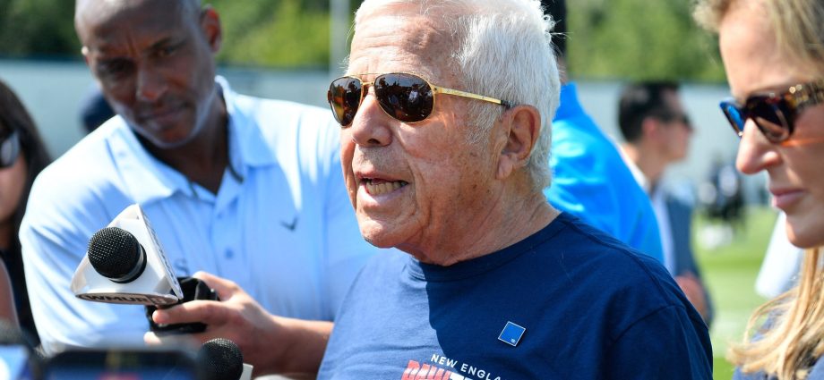 who-is-robert-kraft,-pro-israel-billionaire-who-cancelled-macklemore?