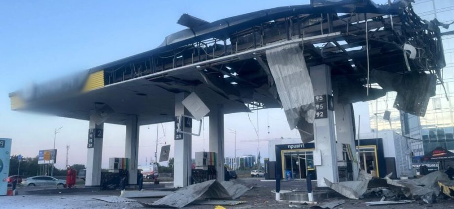 russia-keeps-hitting-kyiv’s-gas-stations.-now-they-get-military-air-threat-tracking