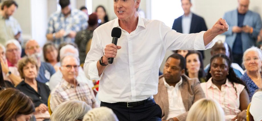 newsom-says-he-won’t-run-for-president-if-harris-does