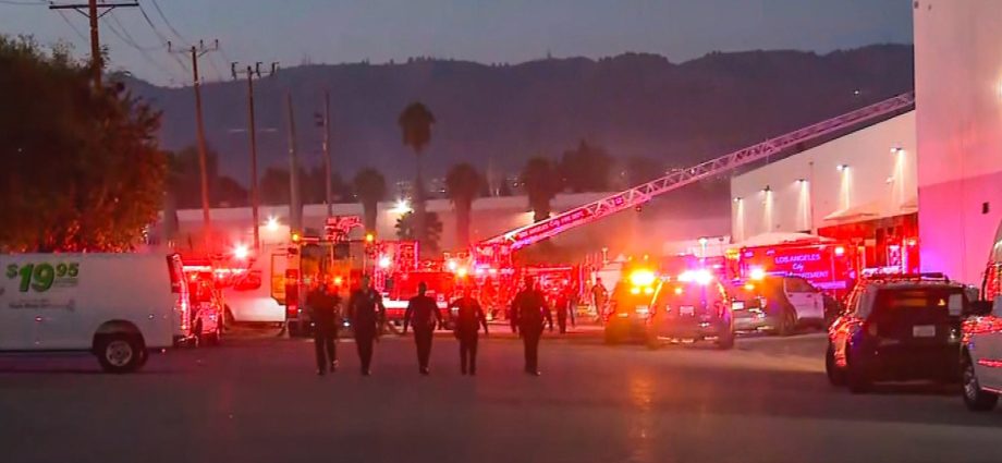 3-dead-after-news-helicopter-crashes-while-covering-deadly-la.-bus-collision