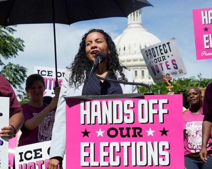 democrats-warn-the-traitor’s-election-interference-threat-isn’t-over-—-and-point-to-‘the-single-greatest-danger’-this-november