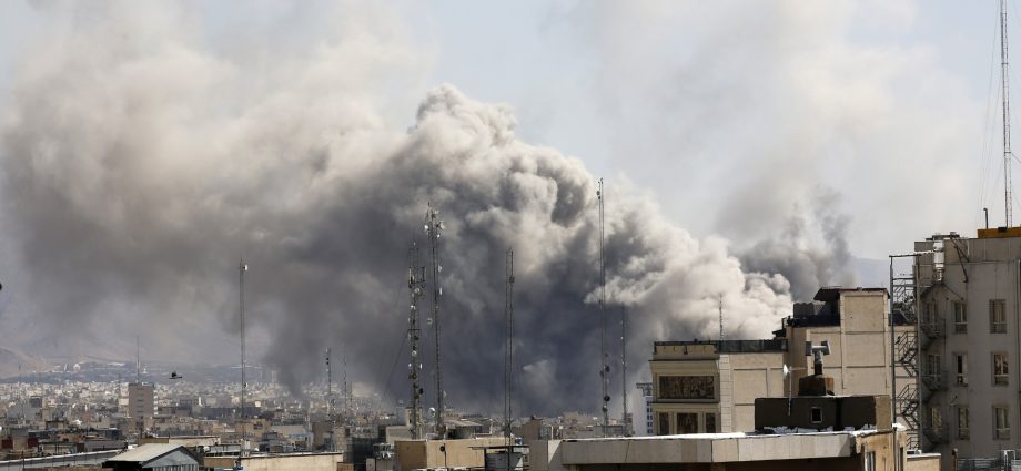 house-votes-for-third-time-to-limit-the-traitor’s-iran-war-powers